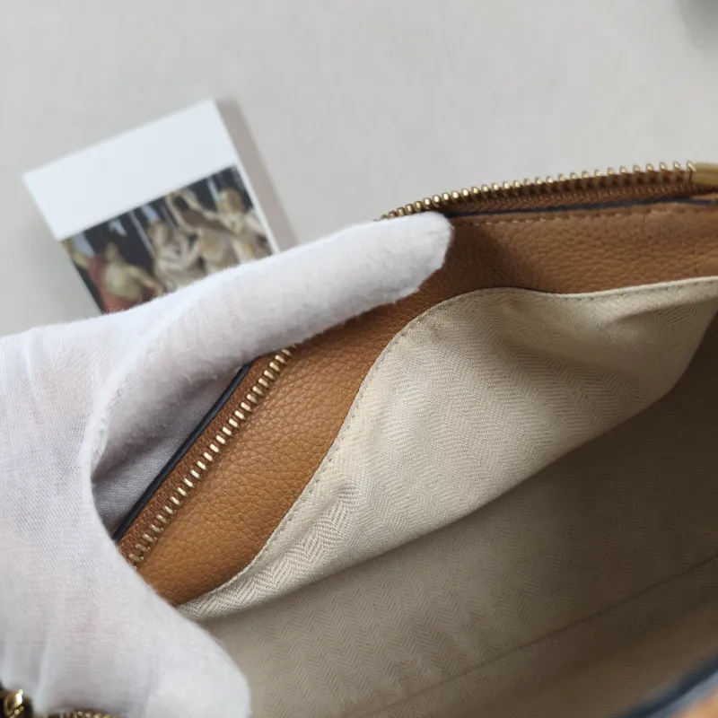 LOEWE Crossbody Bag Puzzle Caramel CC alfskin Small 24 × 10.5 × 16.5 cm — detail view 2 of 12