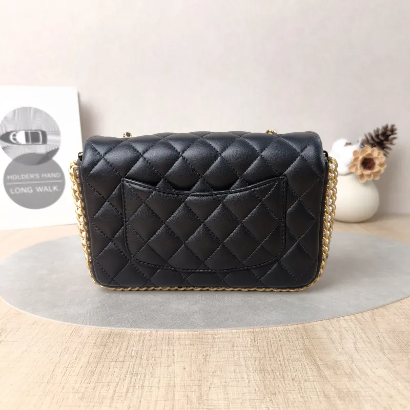 Chanel Crossbody Bag Pearl Crossbody Bag Black Lambskin One Size20 × 5 × 13 cm — cover view 3 of 5