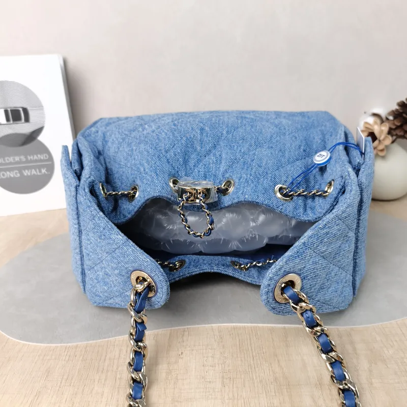 Chanel Shoulder Bag 25Bag Blue Small 26 × 14 × 30 cm — detail view 3 of 15
