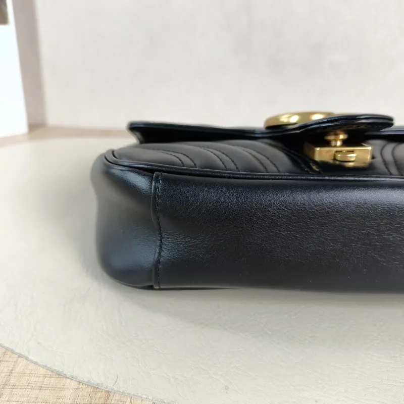 GUCCI Crossbody Bag GG Marmont Small Marmont 22 Black CC alfskin Small 22 × 6 × 13 cm — detail view 11 of 11