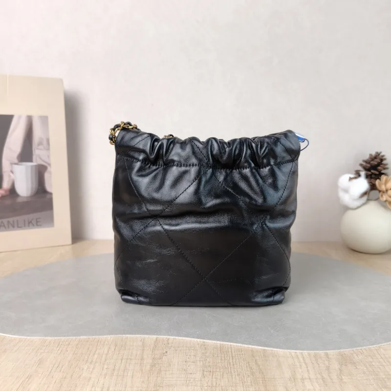 Chanel Shoulder Bag 22Bag Black CC alfskin Mini 20 × 6 × 19 cm — cover view 5 of 5