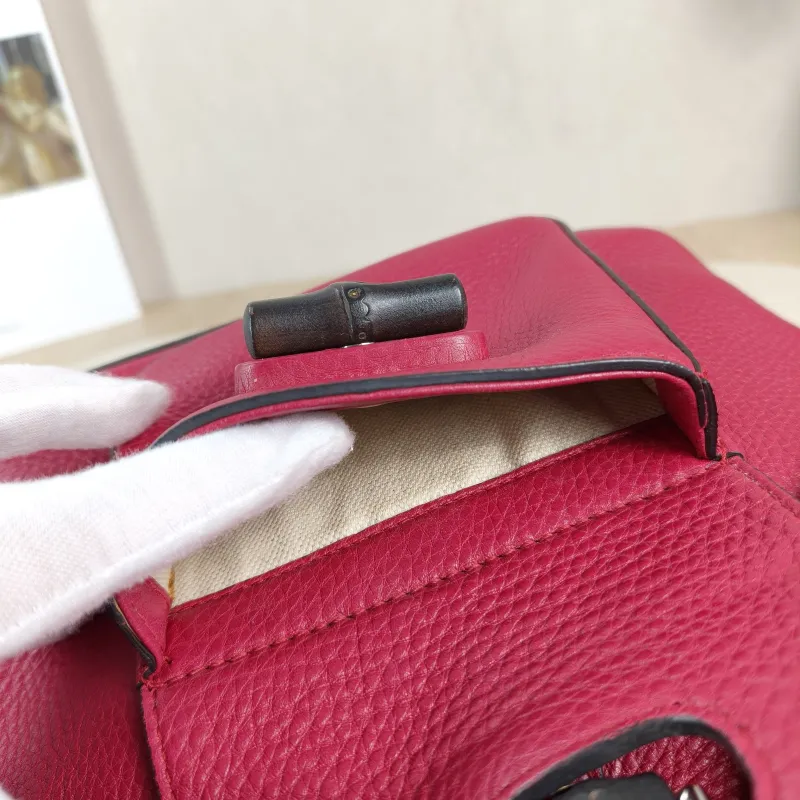 GUCCI Backpack Backpack Red Calfskin 24 × 9.5 × 25 cm — detail view 12 of 14