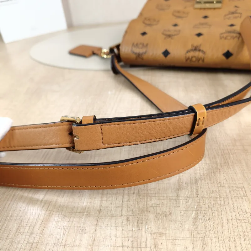 MCM Crossbody Bag Crossbody Bag One Size21 × 9 × 19 cm — detail view 5 of 12