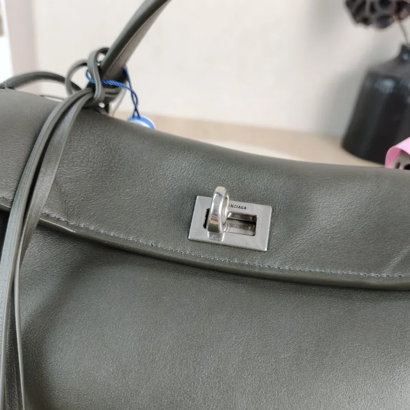 BALENCIAGA Crossbody Bag RODEO Calfskin Mini 23 × 10 × 17 cm — detail view 4 of 12