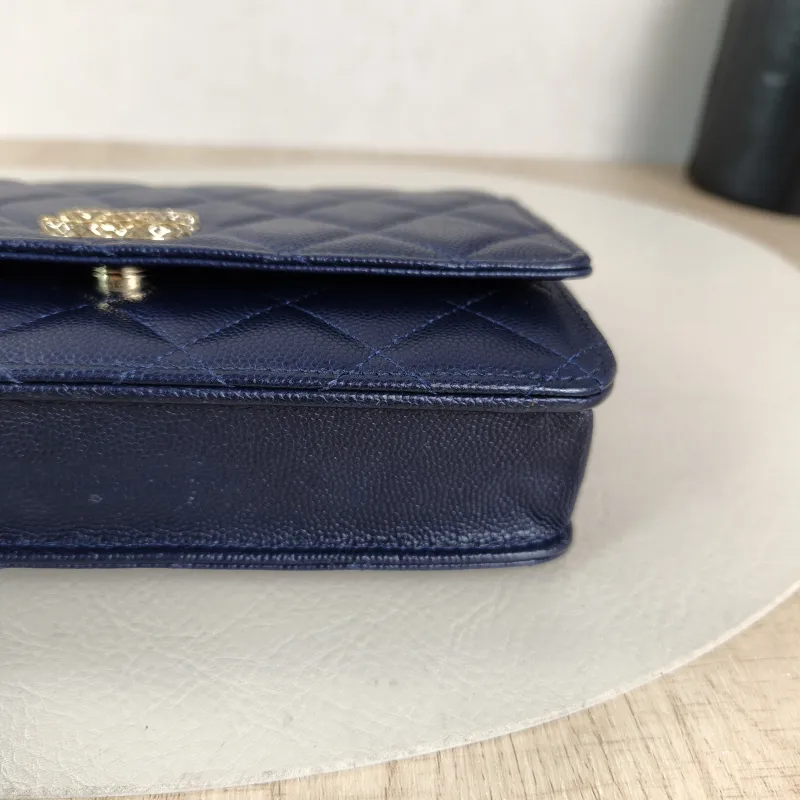 Chanel Crossbody Bag Classic Flap WOC CF WOCWOC Bag c Grained Calfskin One Size 19.2 × 3.5 × 12.3 cm — detail view 9 of 11