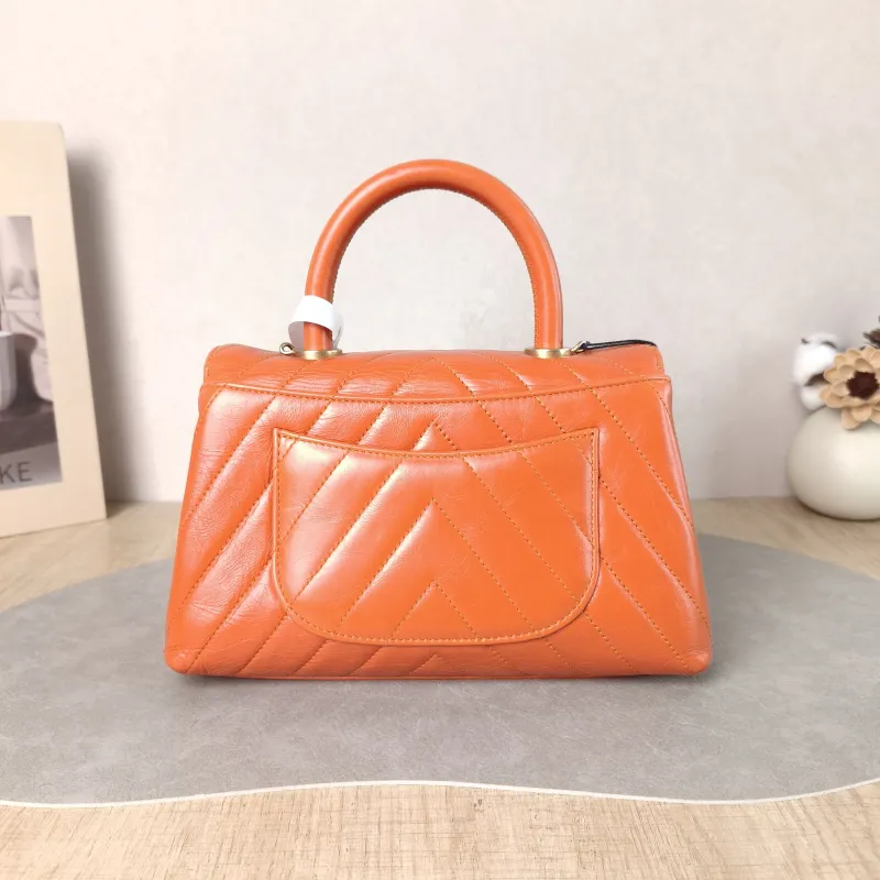 Chanel Top Handle Bag Coco Handle​ v Waxed Leather Calfskin Small 24 × 10 × 14 cm 24 — cover view 2 of 5