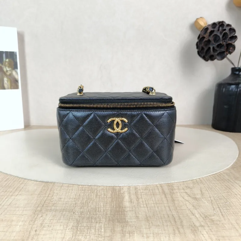 Chanel Crossbody Bag Edition 16 × 8 × 9.5 cm