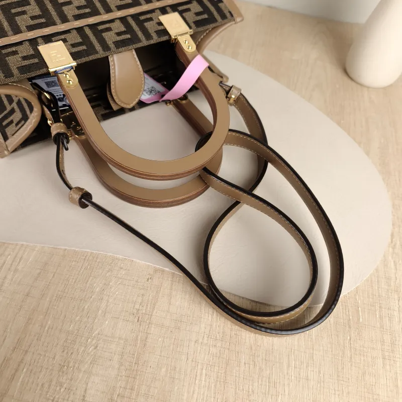 FENDI Crossbody Bag Sunshine Shopping Tote Monogram Canvas Small 25.5 × 12 × 22.5 cm — detail view 4 of 10