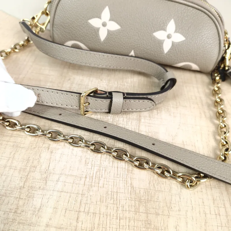 Louis Vuitton Crossbody Bag Bumbag Belt Bag Calfskin Mini 17 × 9.5 × 12 cm — detail view 9 of 11