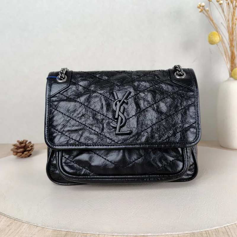 SAINT LAURENT Crossbody Bag Niki Black Waxed Leather Calfskin Small 21 × 7.5 × 16 cm