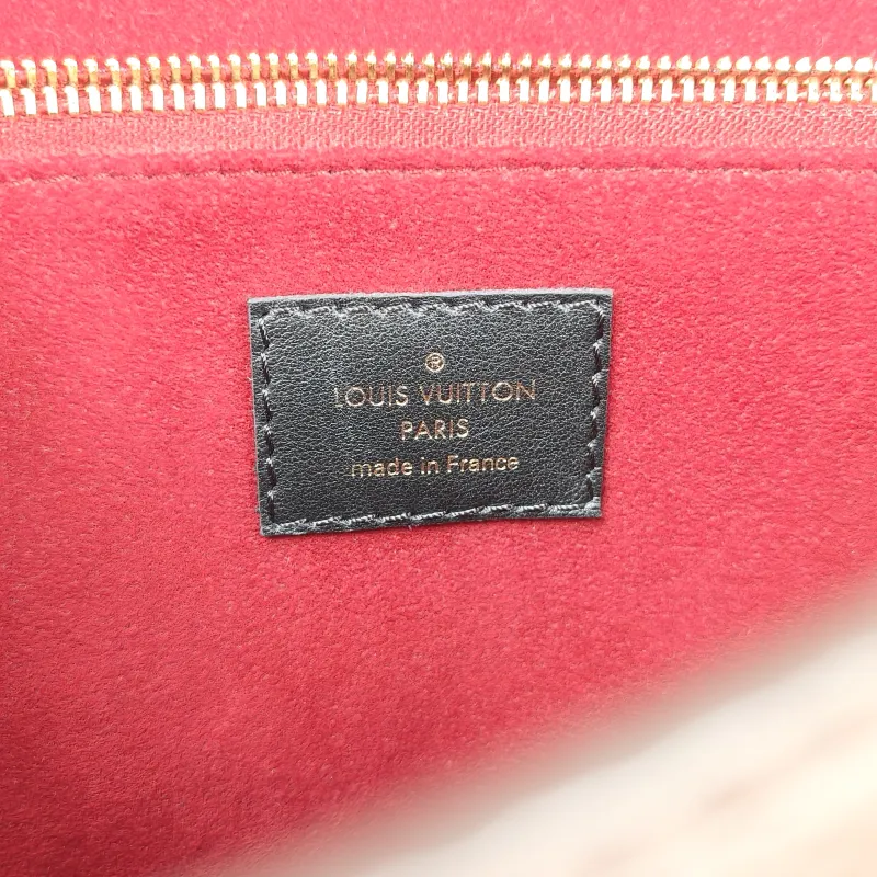 Louis Vuitton Crossbody Bag Passy Messenger Bag Monogram PVC Small 23 × 9 × 17 cm — detail view 10 of 14