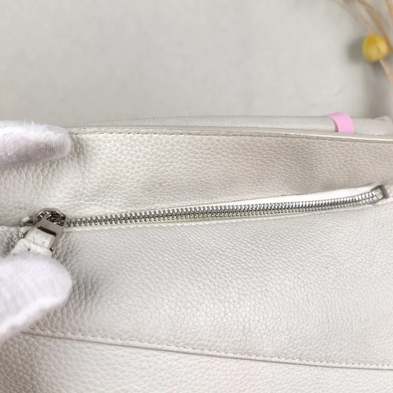 LOEWE Crossbody Bag Puzzle White CC alfskin Small 24 × 10.5 × 16.5 cm — detail view 3 of 11
