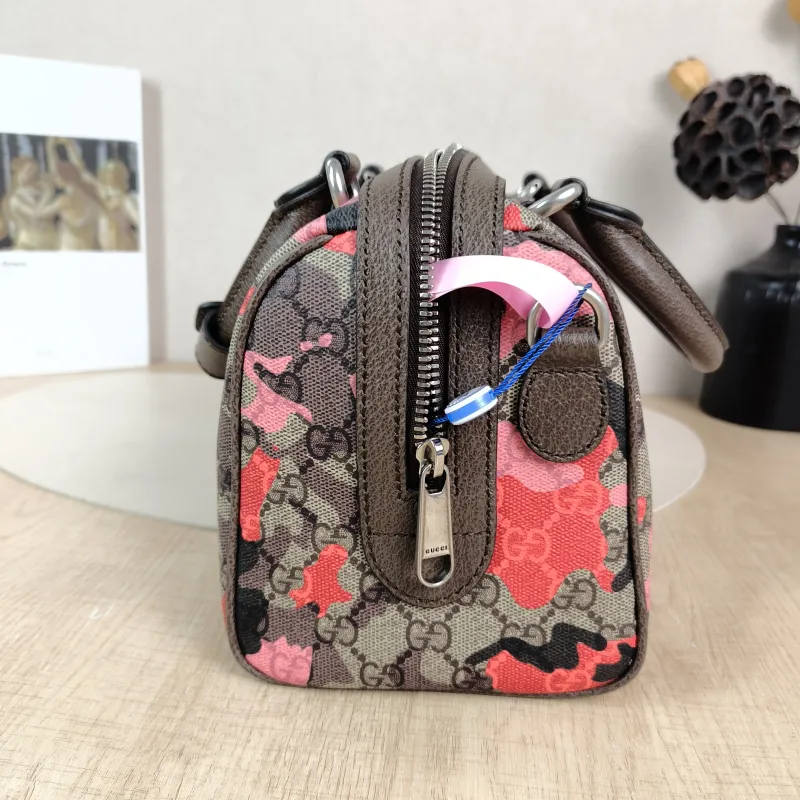 GUCCI Top Handle Bag Top Handle Bag Pink Monogram PVC Small 25 × 14 × 16 cm — detail view 2 of 11