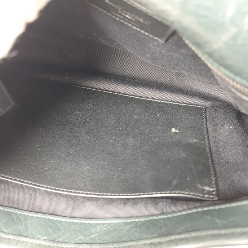 SAINT LAURENT Crossbody Bag Niki Green Waxed Leather Medium 28 × 8.5 × 20 cm — detail view 4 of 15