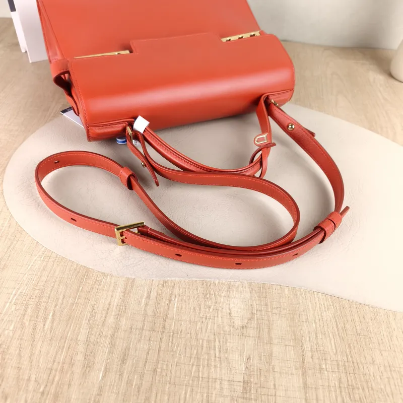 DELVAUX Crossbody Bag Tempete Top Handle Bag Red Calfskin Medium 27.5 × 9 × 23 cm — detail view 10 of 13