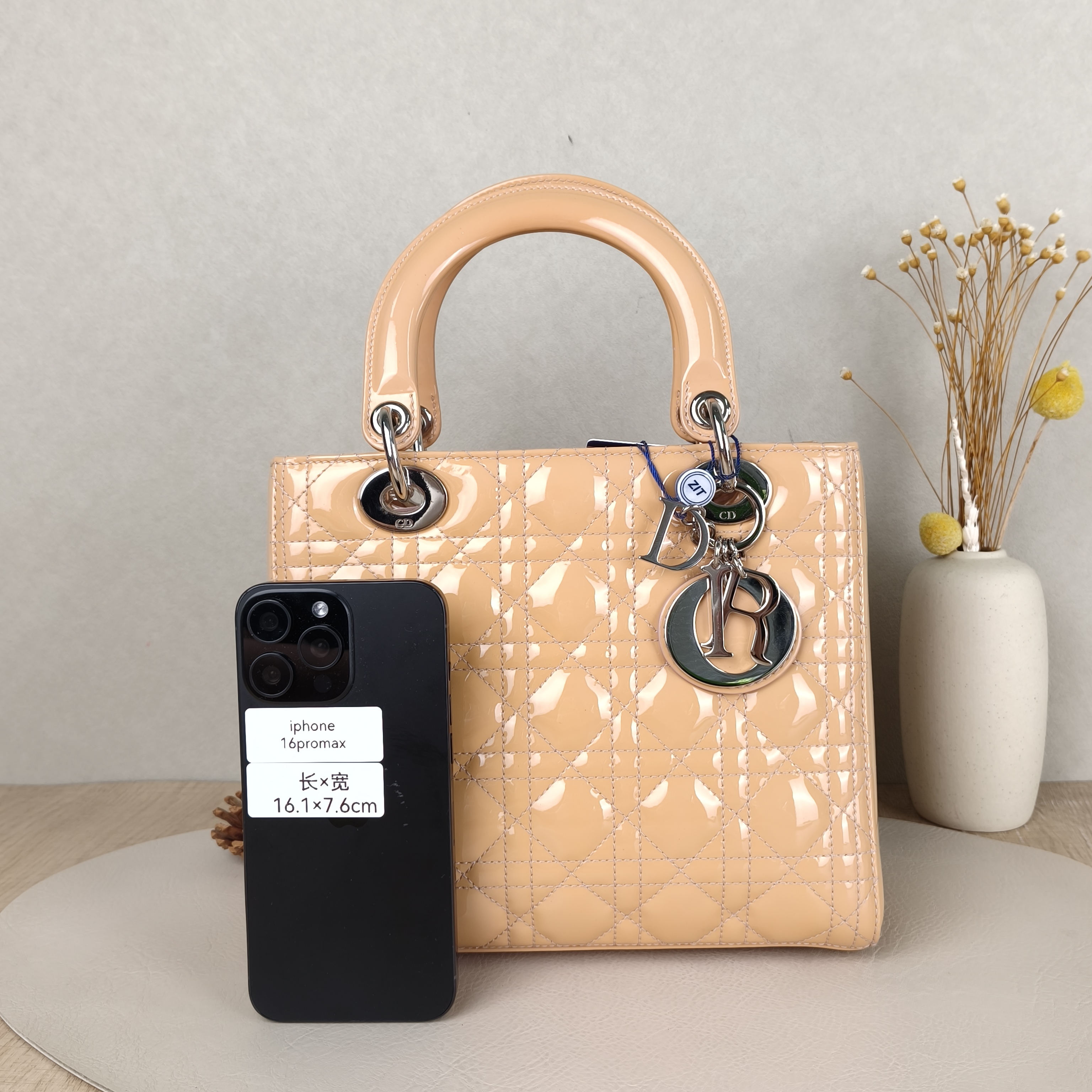 DIOR Top Handle Bag Lady Lady Dior Bag Beige Patent Leather Medium24 × 12 × 21 cm — cover view 4 of 5