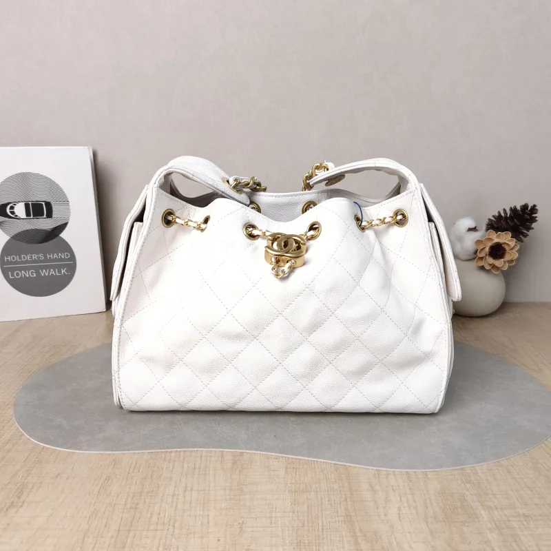Chanel Shoulder Bag 25Bag White Grained Calfskin Small 26 × 14 × 30 cm