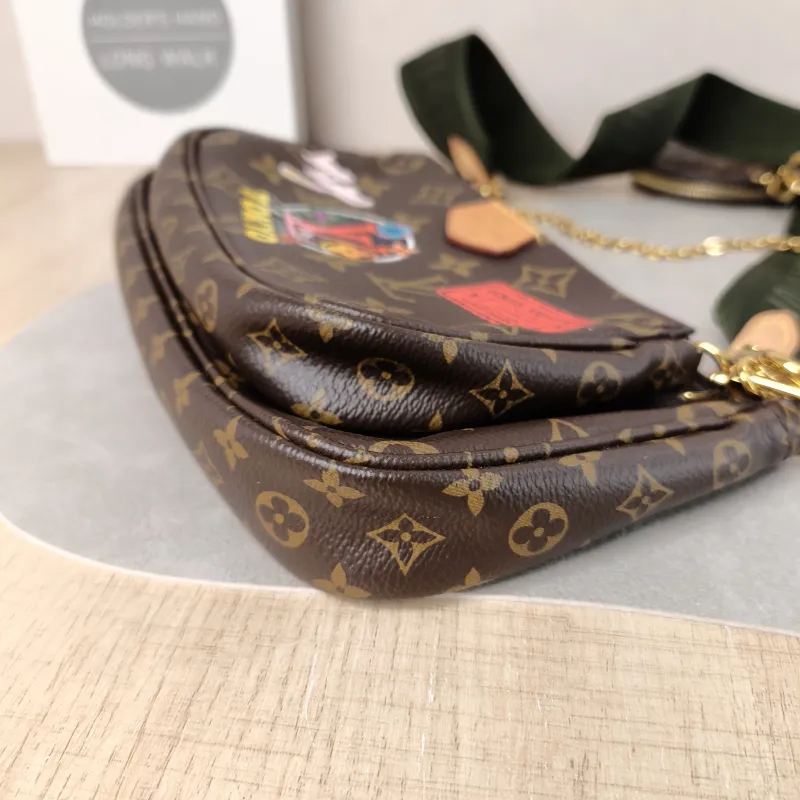 Louis Vuitton Crossbody Bag Multi Pochette Accessoires Shoulder Strap PVC Small 24 × 4 × 13.5 cm — detail view 6 of 12