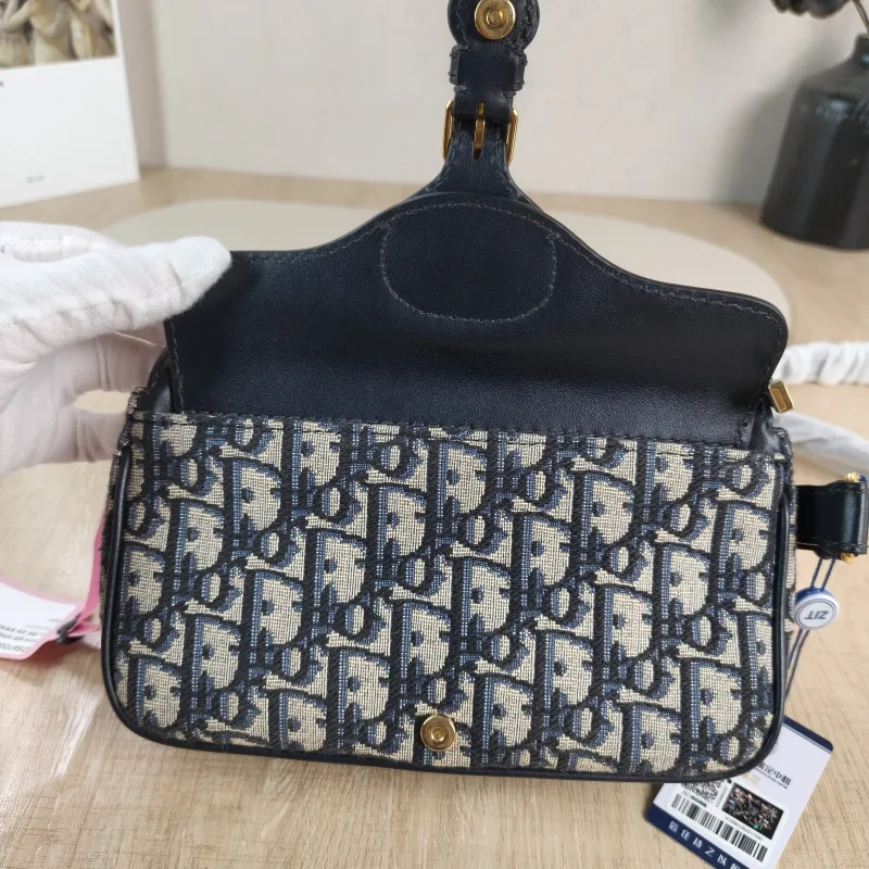 DIOR Crossbody Bag 30Montaigne Blue Canvas Small 19.5 × 6.5 × 11 cm — detail view 9 of 12