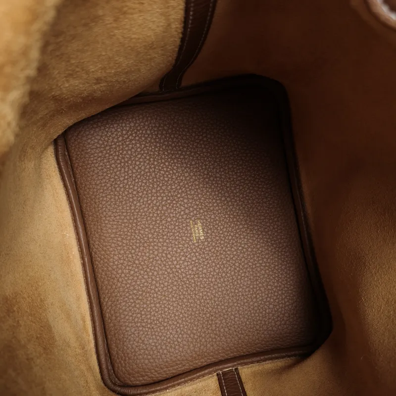 Hermès Top Handle Bag Picotin Lock 22 22 Clemence Taurillon TC Calfskin Medium22 × 18 × 21 cm — detail view 5 of 6