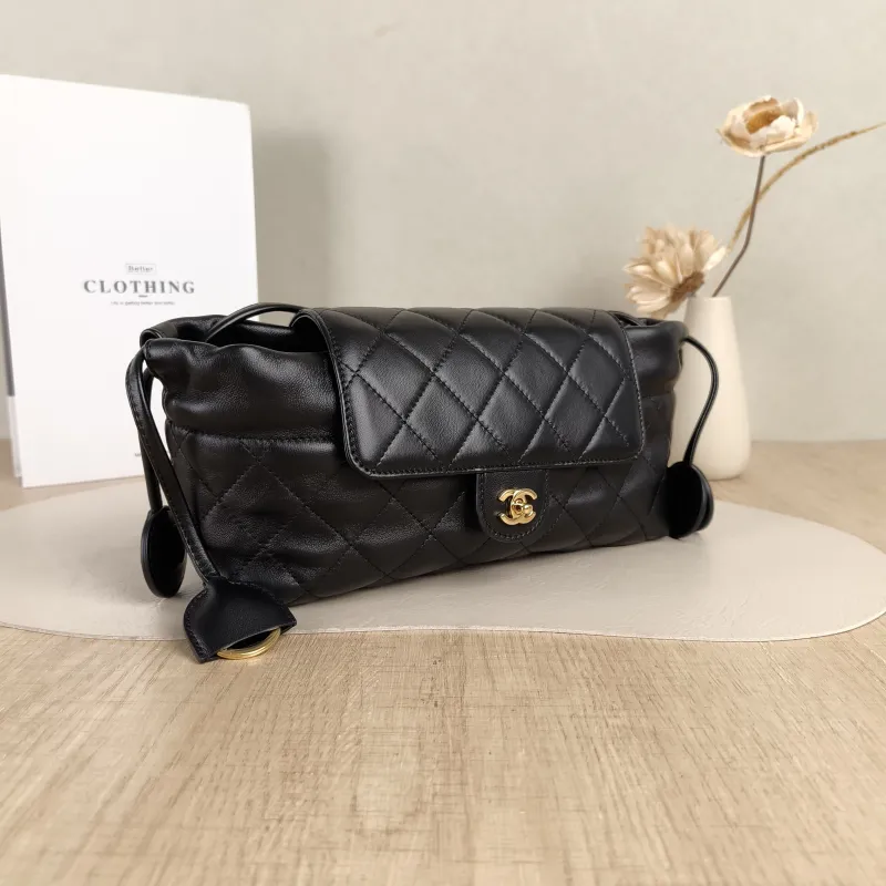 Chanel Shoulder Bag26b Shoulder Bag Black Lambskin One Size24 × 7.5 × 10 cm — cover view 4 of 6