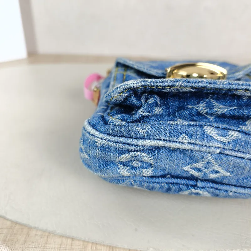Louis Vuitton Crossbody Bag Fairfax Pochette Camera Bag Blue One Size 14 × 3 × 18 cm — detail view 6 of 10