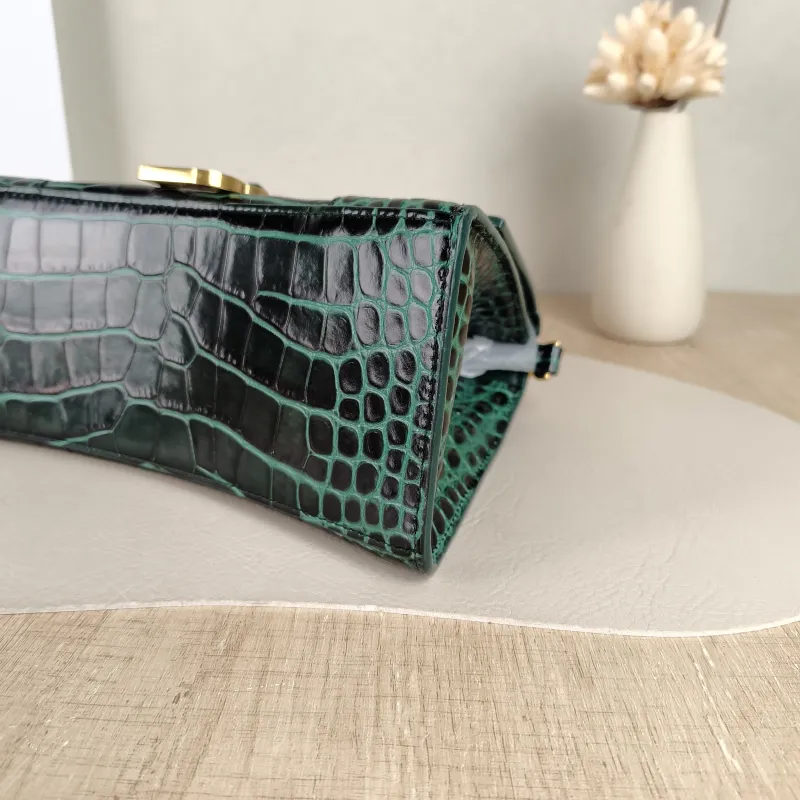 BALENCIAGA Crossbody Bag Hourglass Hourglass Bag Green Calfskin Small 23 × 10 × 14 cm — detail view 7 of 11