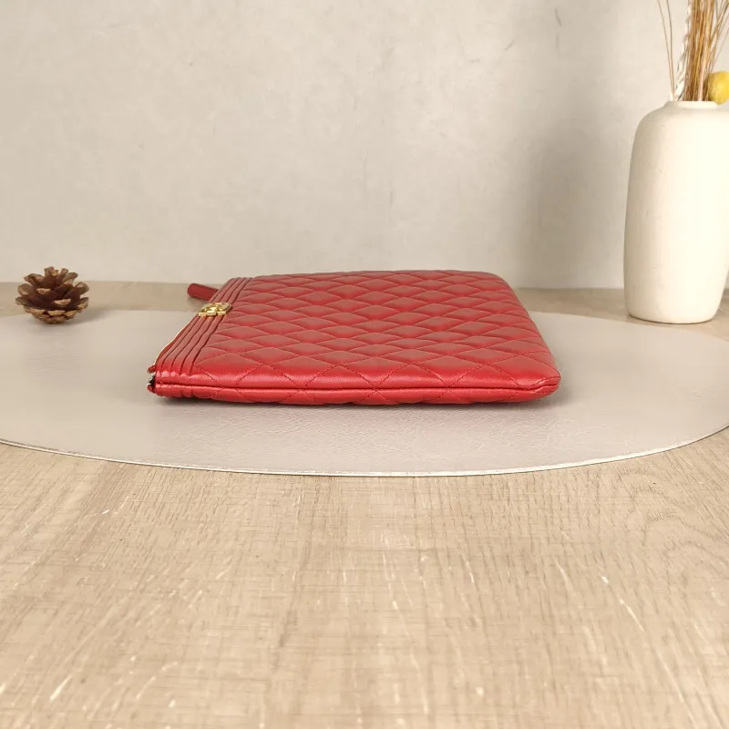 Chanel Clutch Clutch Red Lambskin One Size 27*20 22 — detail view 8 of 8