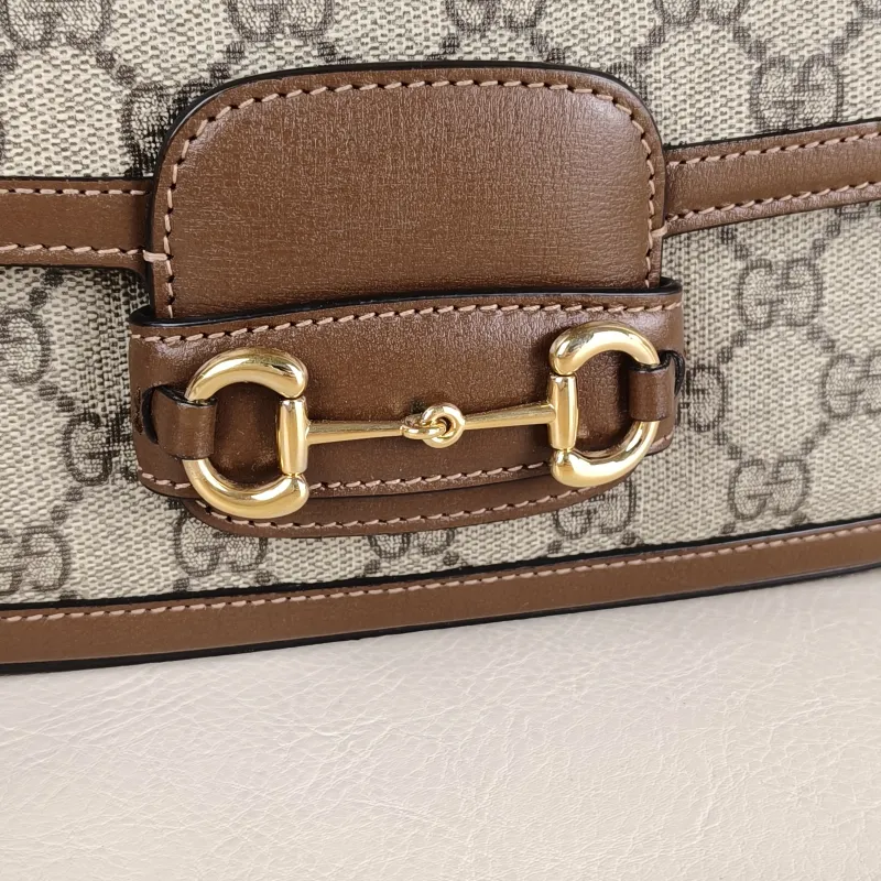 GUCCI Shoulder Bag Horsebit 1955 Horsebit Small Monogram · Shoulder Strap PVC Small 24 × 5.5 × 13 cm — detail view 8 of 12