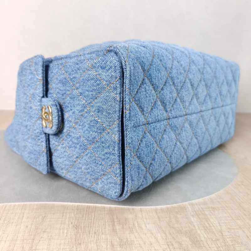Chanel Shoulder Bag 25Bag Blue Medium 30 × 15 × 40 cm — detail view 8 of 14