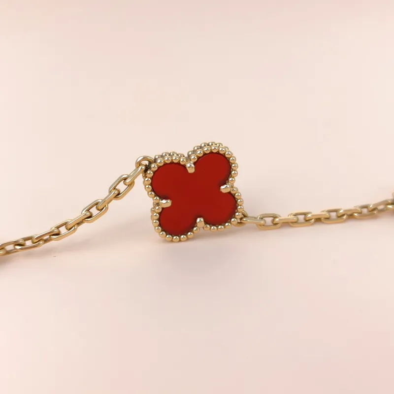 Van Cleef & Arpels Bracelet Alhambra Alhambra Collection Five-Motif Bracelet 18KY ellow Gold Vintage Small19cm — cover view 8 of 8