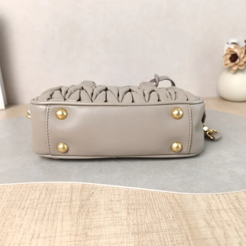 Miumiu Top Handle Bag Arcadie MatelasséCollection Edition Grey Lambskin Small 19 × 6 × 13 cm — cover view 3 of 5