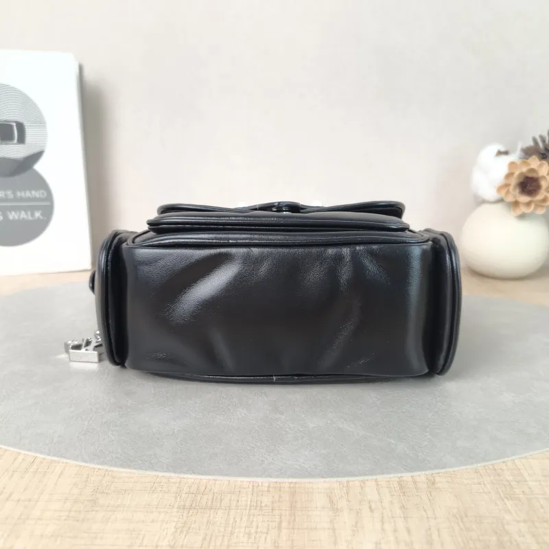 Louis Vuitton Crossbody Bag CARGO Camera Bag Black Calfskinmini23 × 10 × 14 cm — cover view 4 of 5