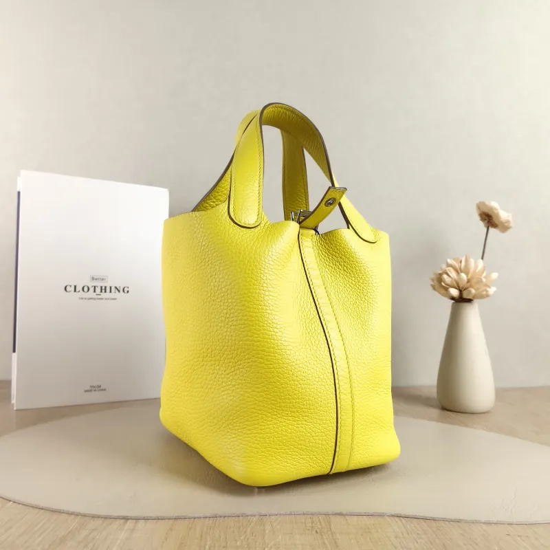 Hermès Top Handle Bag Picotin Lock 18 18 9R TC Calfskin Small 18 × 13 × 18 cm Y — cover view 4 of 6