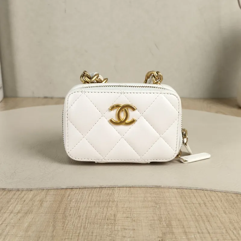 Chanel Crossbody Bag Camera Bag Box Crossbody Bag White Lambskin One Size11 × 4 × 7 cm