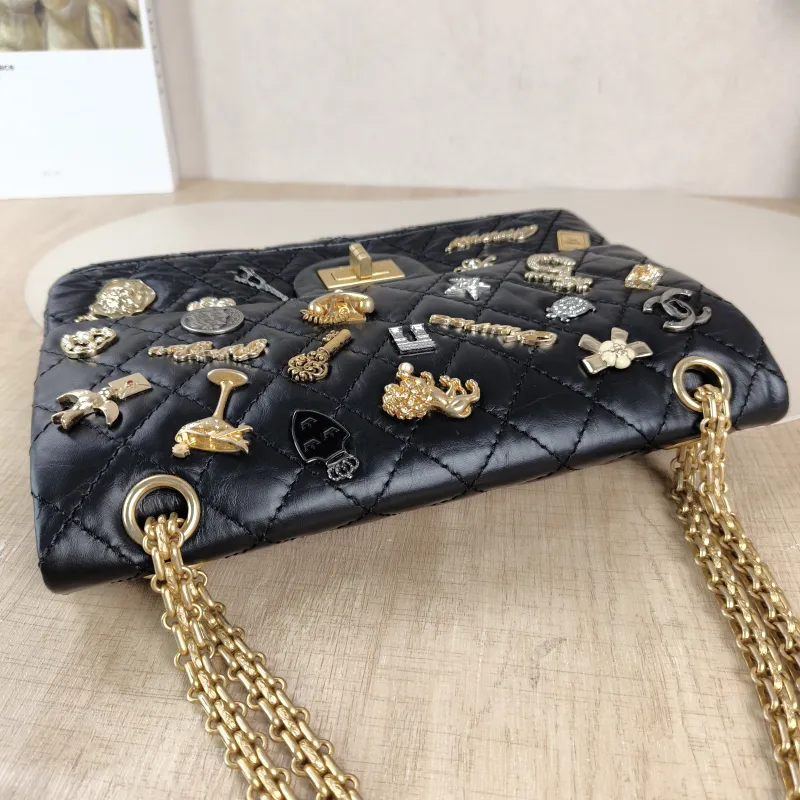 Chanel Crossbody Bag 2.55 Edition Black Calfskin Small 24 × 7.5 × 16 cm 24 — detail view 11 of 13