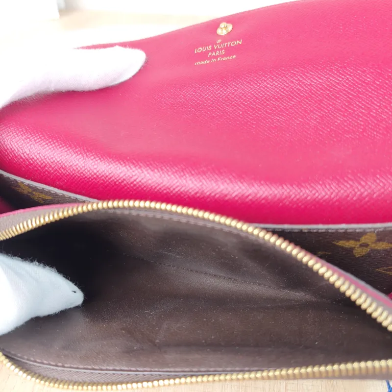 Louis Vuitton Wallet Edition Wallet Monogram PVC 19 × 1.5 × 9.5 cm — detail view 9 of 11