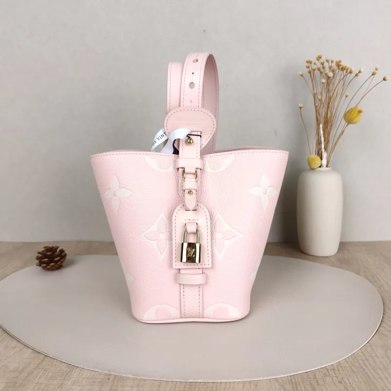Louis Vuitton Top Handle Bag ALL IN BB · White Empreinte Embossed Calfskin Monogram BB18 × 12 × 16 cm