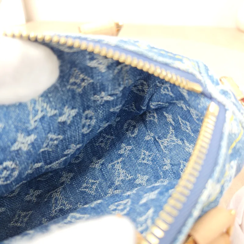 Louis Vuitton Crossbody Bag Speedy Nano Blue Edition nano 16 × 7.5 × 10 cm — detail view 6 of 11