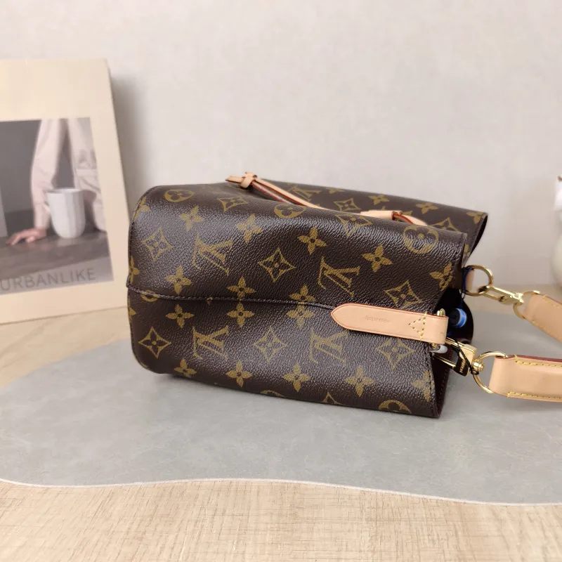 Louis Vuitton Crossbody Bag NÉONOÉ Bucket Bag BB Monogram PVC BB 20 × 13 × 20 cm — detail view 12 of 13