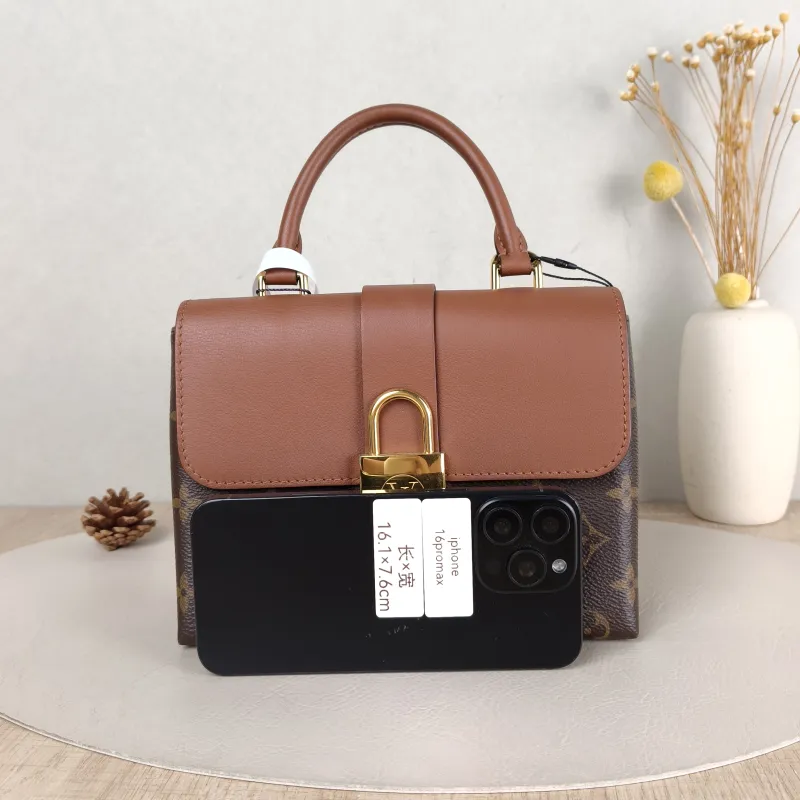 Louis Vuitton Crossbody Bag Locky BB Caramel PVC BB 20 × 7.5 × 16 cm — cover view 3 of 5