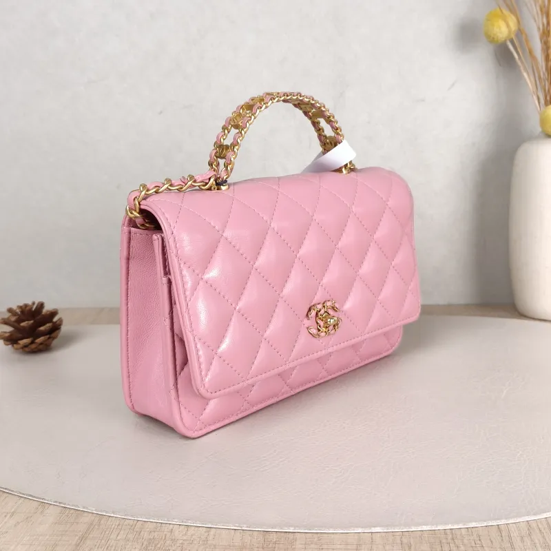 Chanel Crossbody Bag Pink Lambskin 18.5 × 5 × 12 cm — cover view 4 of 6