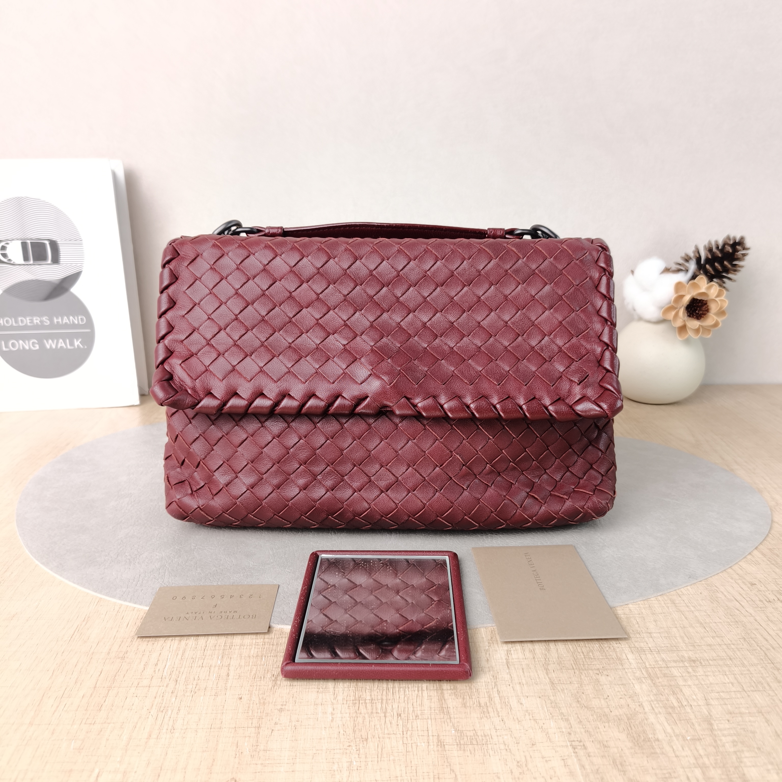 Bottega Veneta Shoulder Bag Olimpia Red Lambskin One Size25 × 9 × 17 cm — cover view 6 of 6