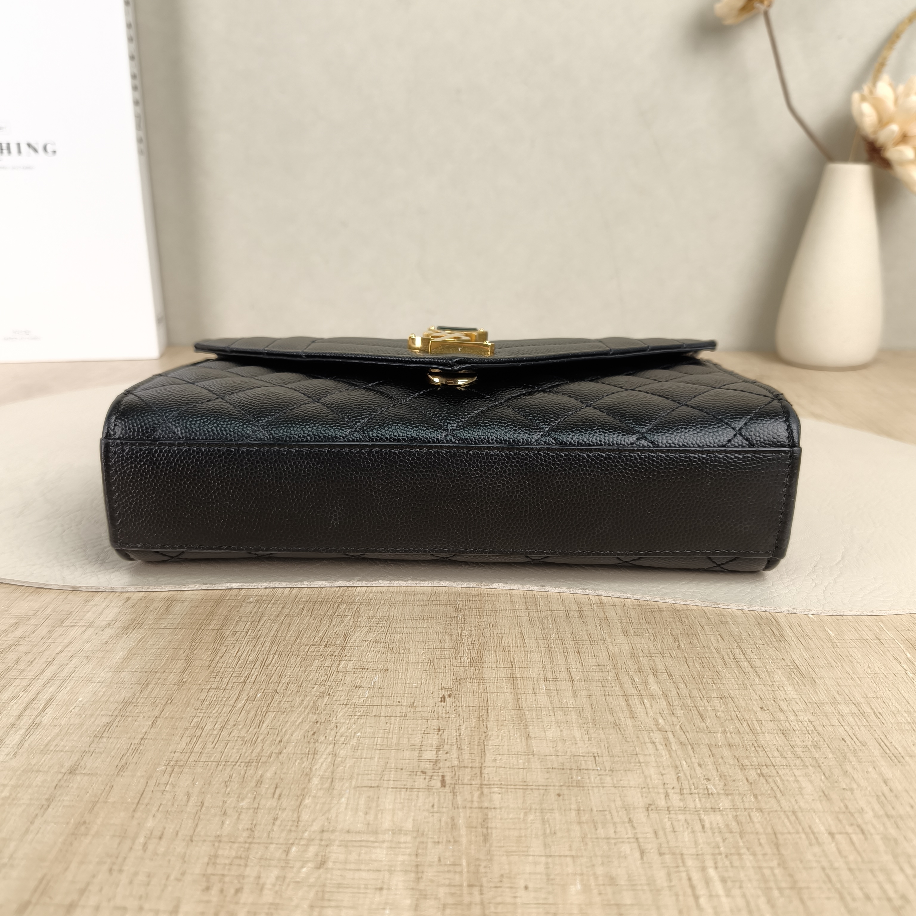 SAINT LAURENT Crossbody Bag ENVELOPE Black Grained Calfskin Small21 × 6 × 13 cm — cover view 2 of 5