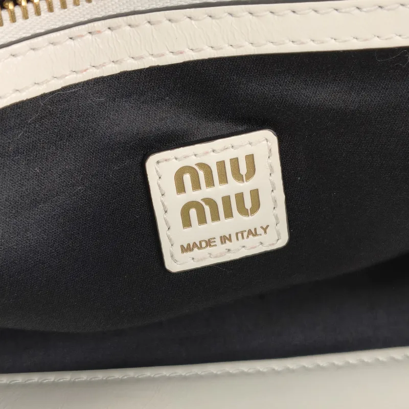 Miumiu Top Handle Bag Top Handle Bag White 28 × 13 × 15 cm — detail view 8 of 11