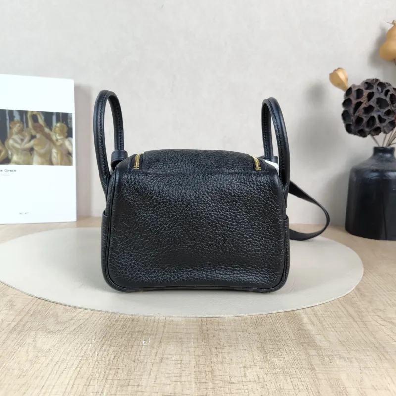 Hermès Crossbody Bag Lindy Mini 1989Black TC Calfskinmini19 × 9.5 × 13 cm — cover view 5 of 6
