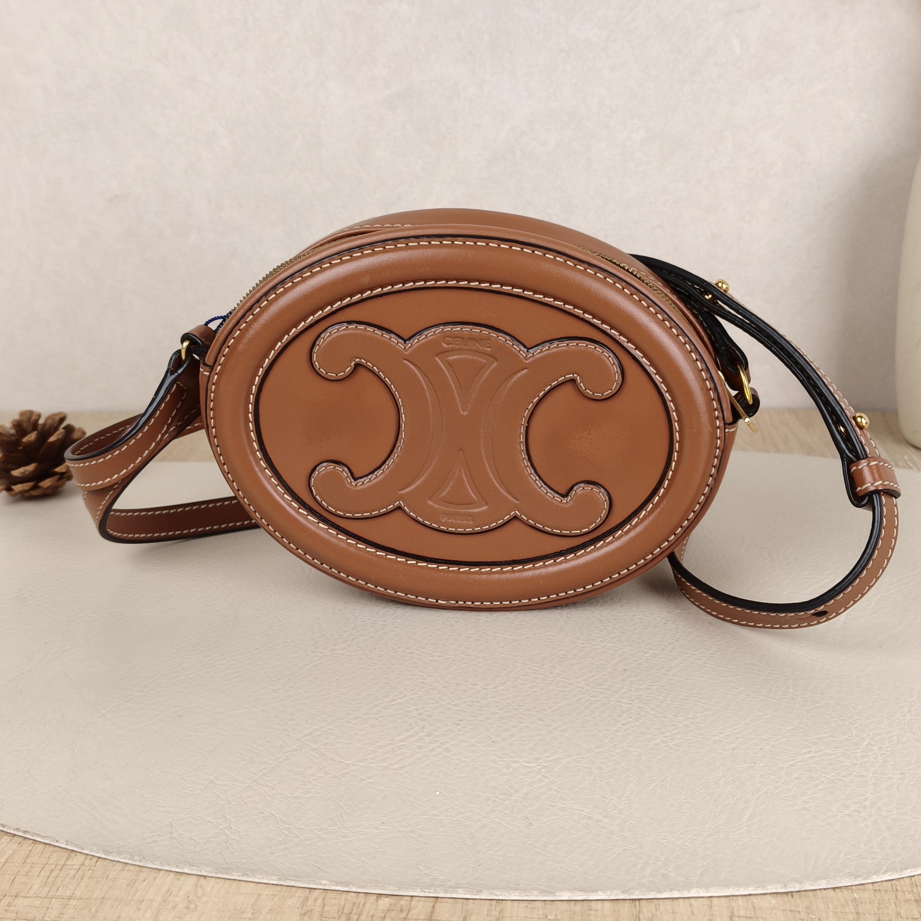 CELINE Crossbody Bag Cuir Triomphe Brown Calfskin Small16 × 4 × 12.5 cm