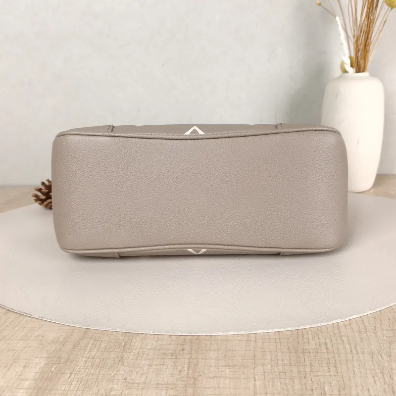 Louis Vuitton Crossbody Bag Boulogne Monogram Empreinte Embossed Calfskin Small 26 × 9.5 × 16 cm — cover view 5 of 6