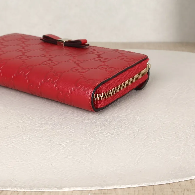 GUCCI Wallet Wallet Red Calfskin19 × 2.5 × 10 cm — detail view 5 of 12