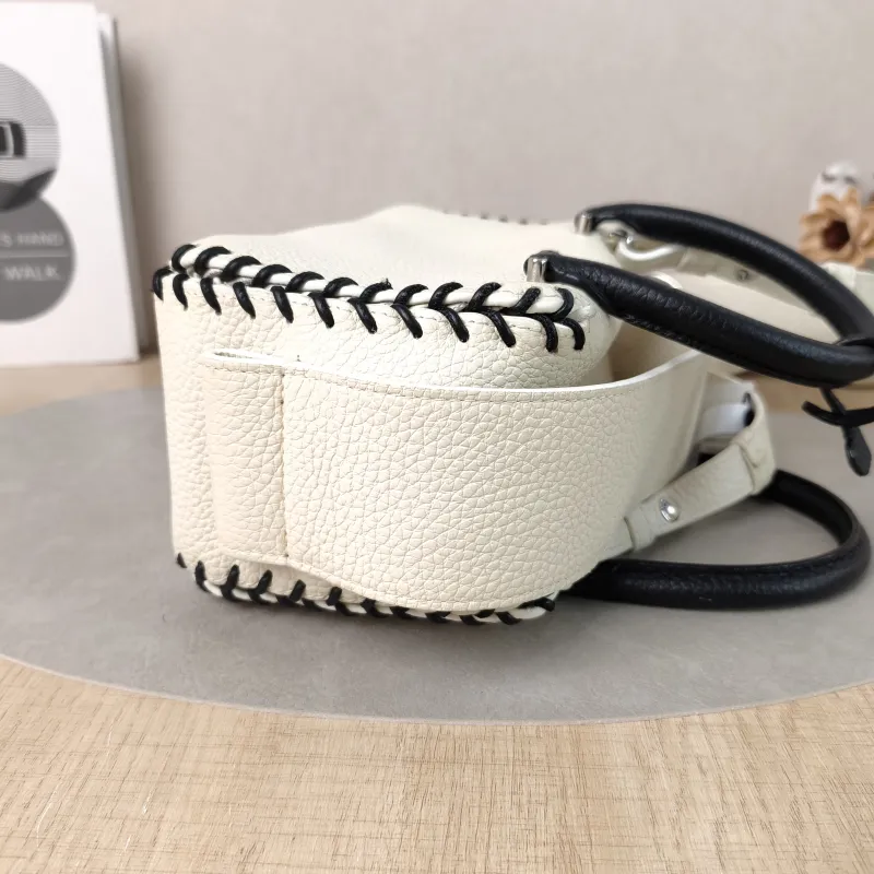 DELVAUX Top Handle Bag Cool Box Box Shoulder Bag Calfskinmini21 × 11 × 13 cm — detail view 12 of 12